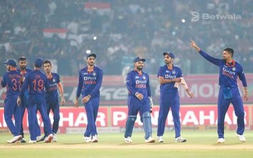 India beat South Africa by 48 runs in the third T20I to stay alive in the series India beat South Africa by 48 runs in the third T20I to stay alive in the series